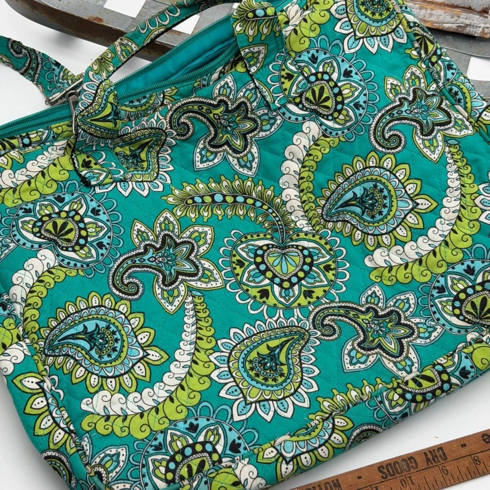 Vera Bradley Quilted‎ Paisley Laptop Bag Briefcase Teal Green White 14x11x4